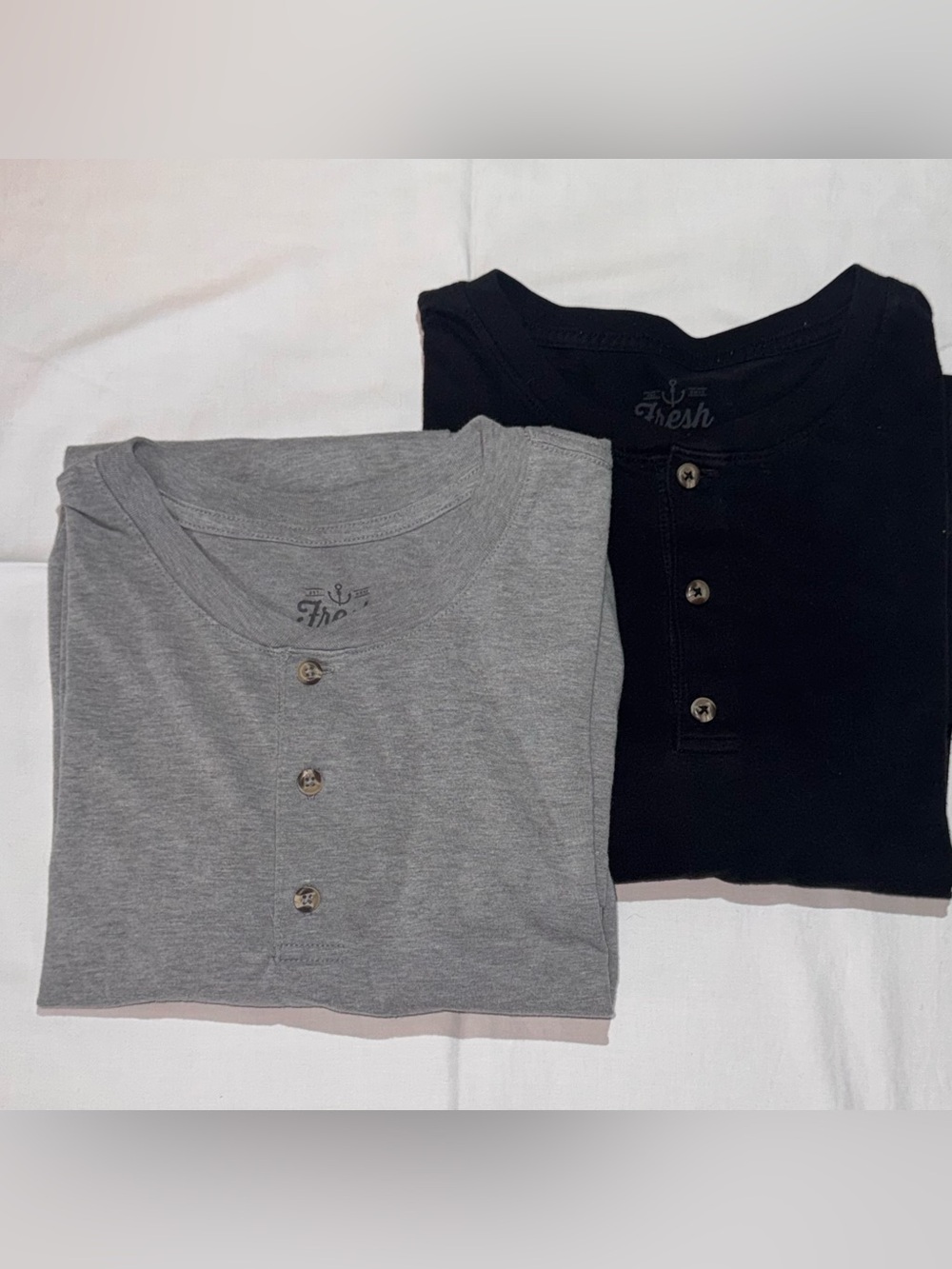 Men’s Short-Sleeve Henley Tee 2-Pack — Gray & Black